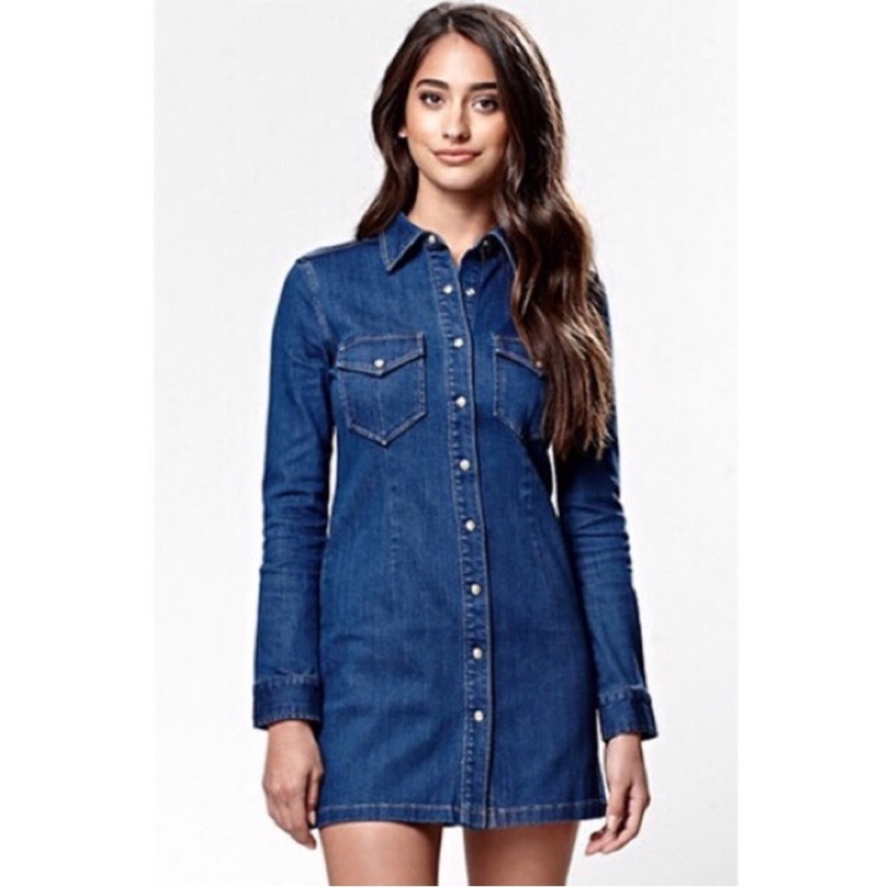 Kendall & Kylie Denim button down dress, S